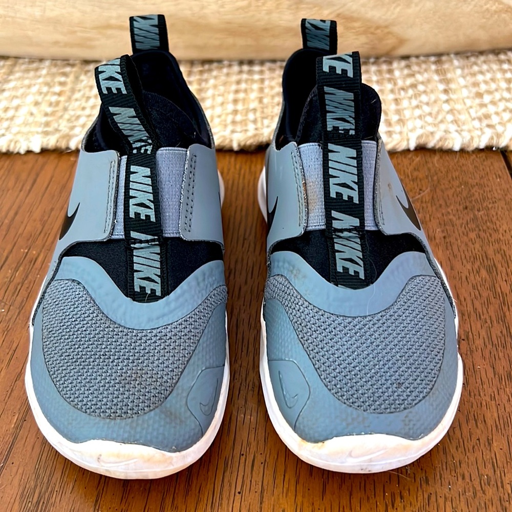 Toddler boy size 11 Nike shoes